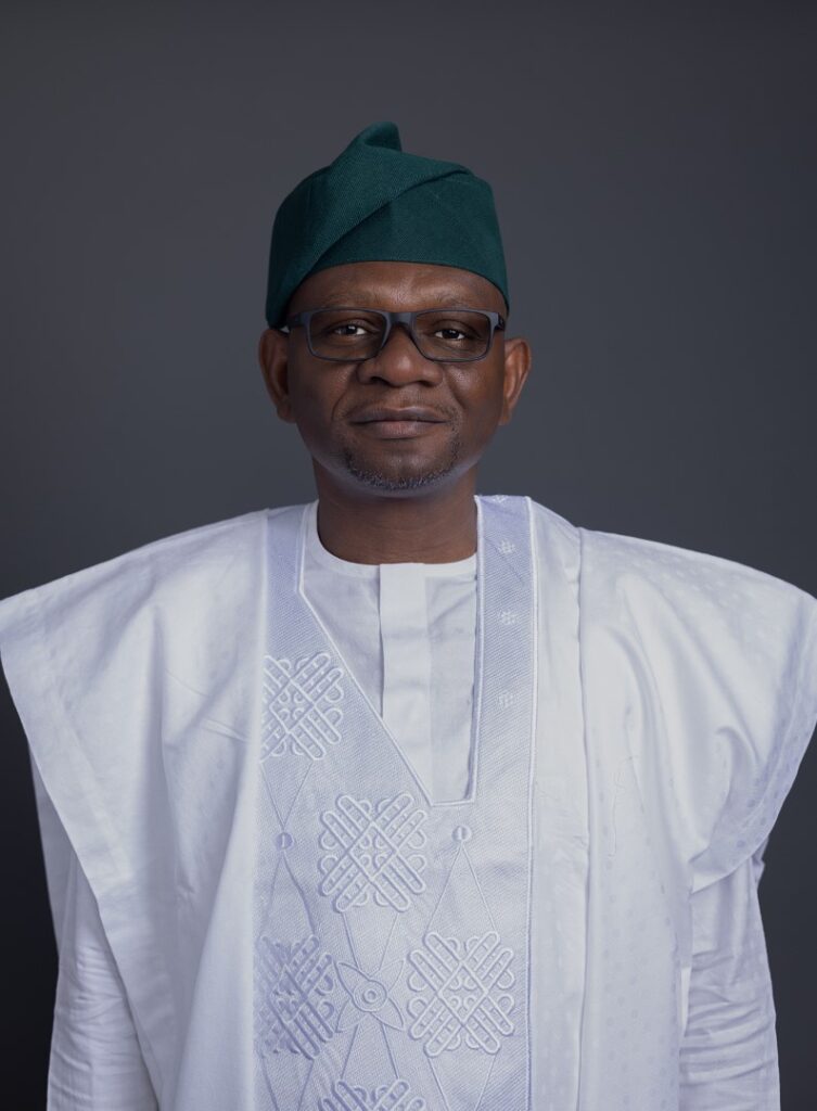 Dr Muyi Aina
